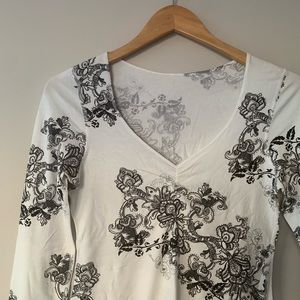 Lululemon long sleeve tee